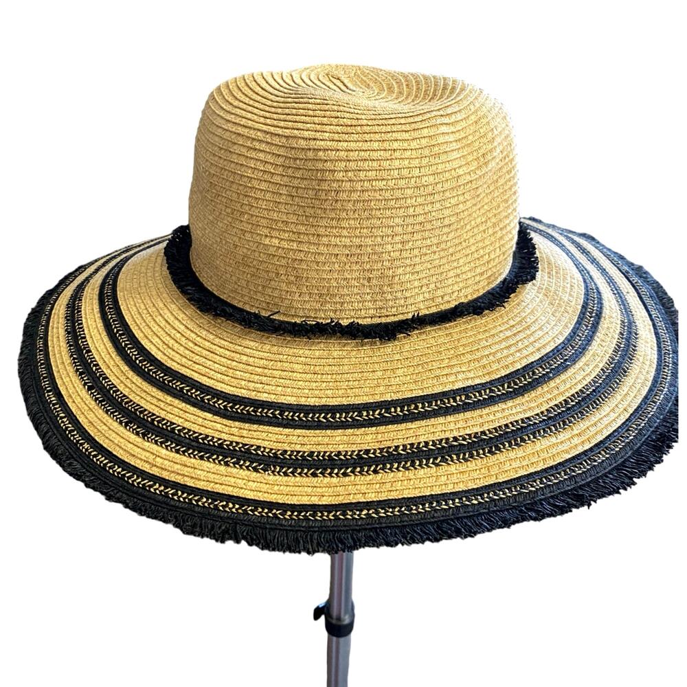 Sonoma Sun Hat Women's Beige Straw Black Trim One Size Beach Summer Resort NEW
